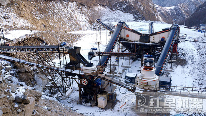 顎式破碎機+圓錐破碎機+制砂機