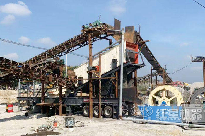 山西移動式制沙成套生產線現場