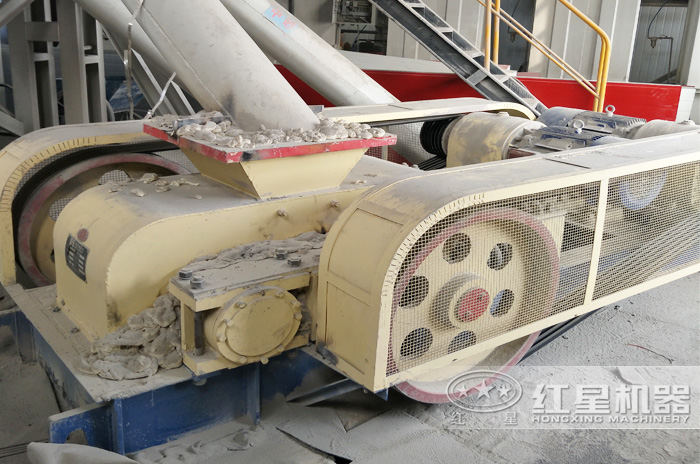 石灰石碎砂生產現場 石灰石碎砂生產現場