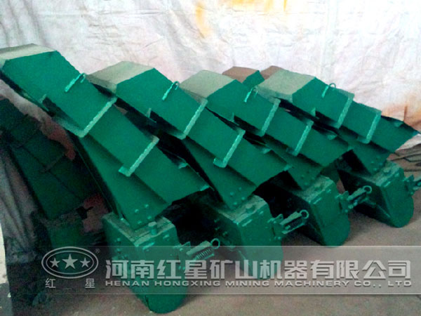 電磁振動(dòng)給料機(jī)成品圖