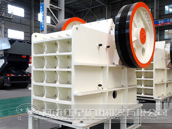 顎式細(xì)碎機(jī)