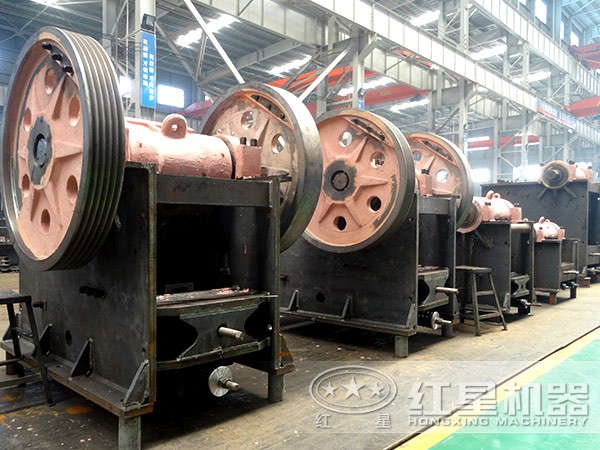 顎式破碎機(jī)